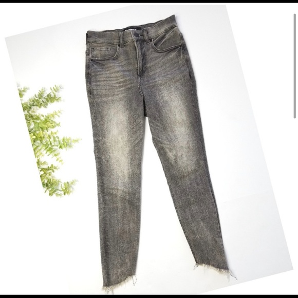 EXPRESS Super High Waisted Jeans - Picture 2 of 4